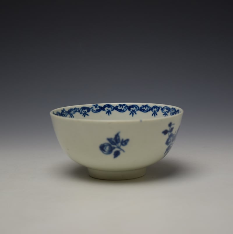 Worcester Fruit and Wreath Pattern Sugar Bowl c1775-80 (2)
