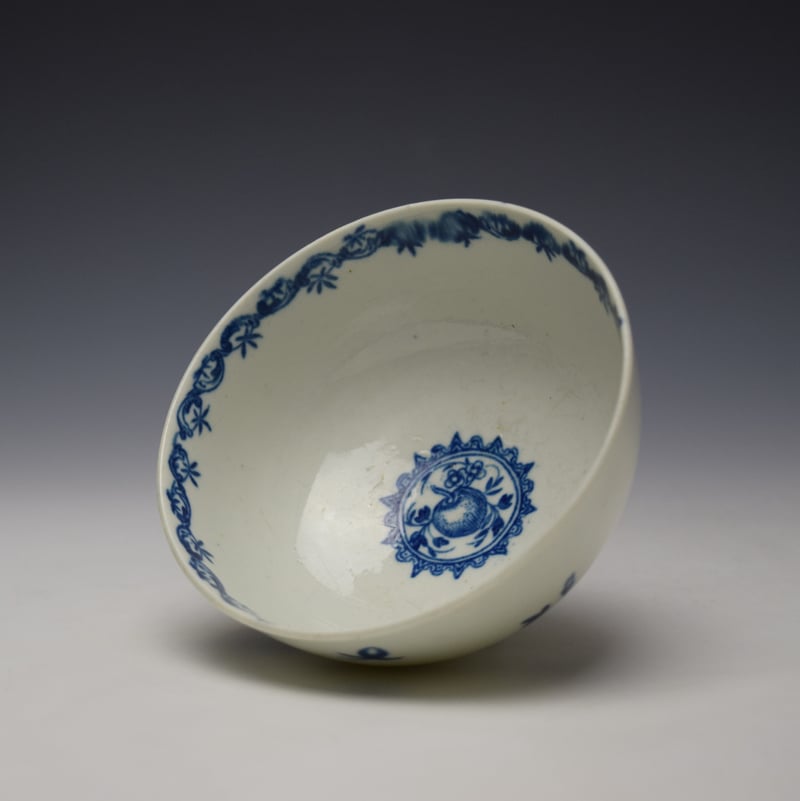 Worcester Fruit and Wreath Pattern Sugar Bowl c1775-80 (6)