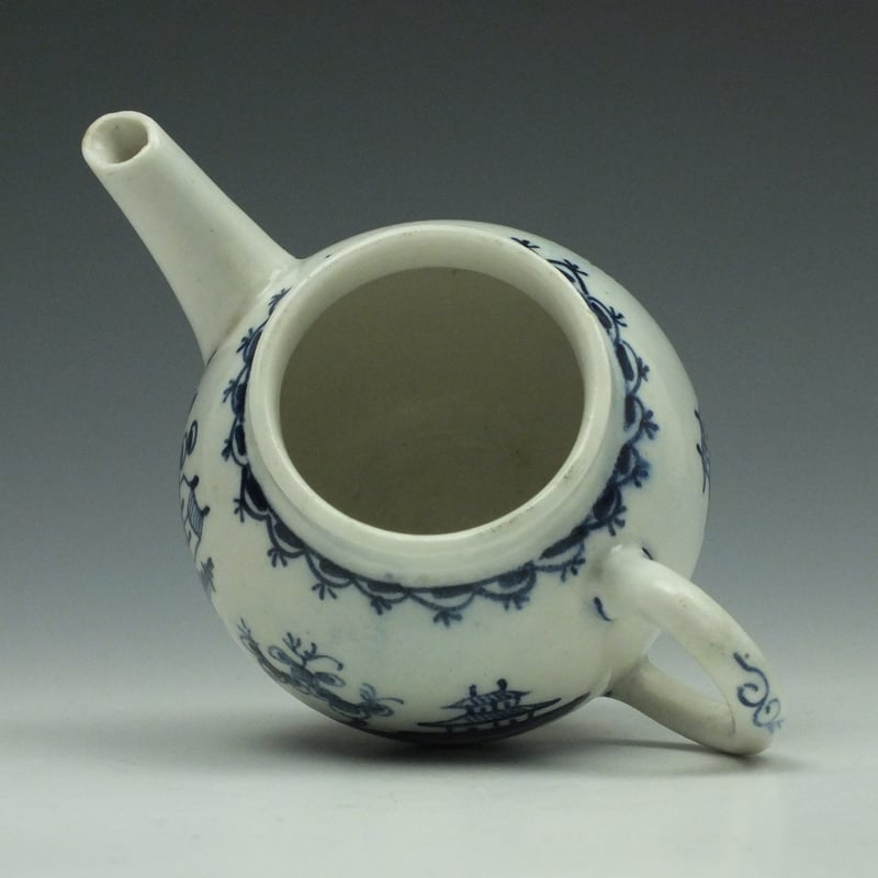 Lowestoft Porcelain Garden Pattern Toy Teapot and Cover c1765 (7)