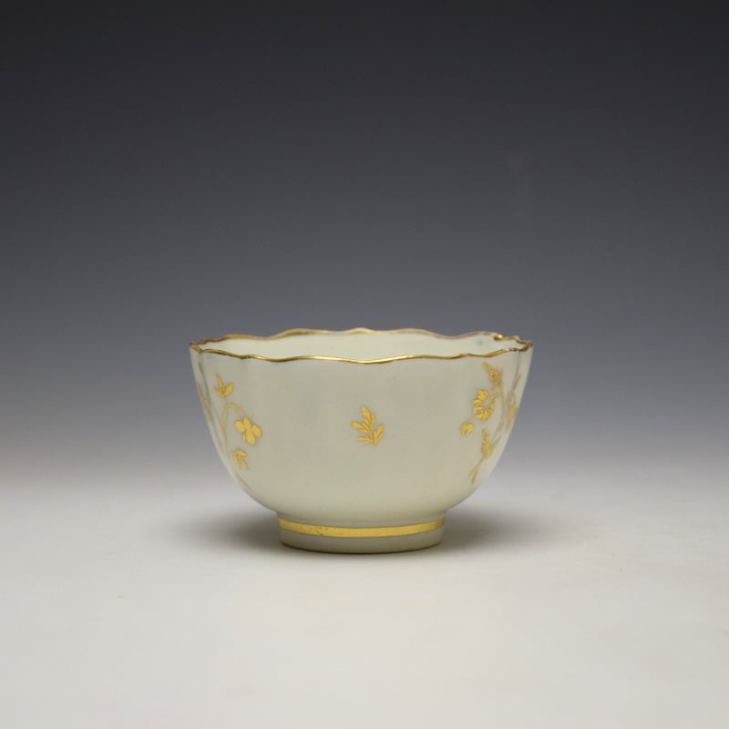 Caughley Gilded Floral Pattern Fluted Teabowl c1785-95 (4)