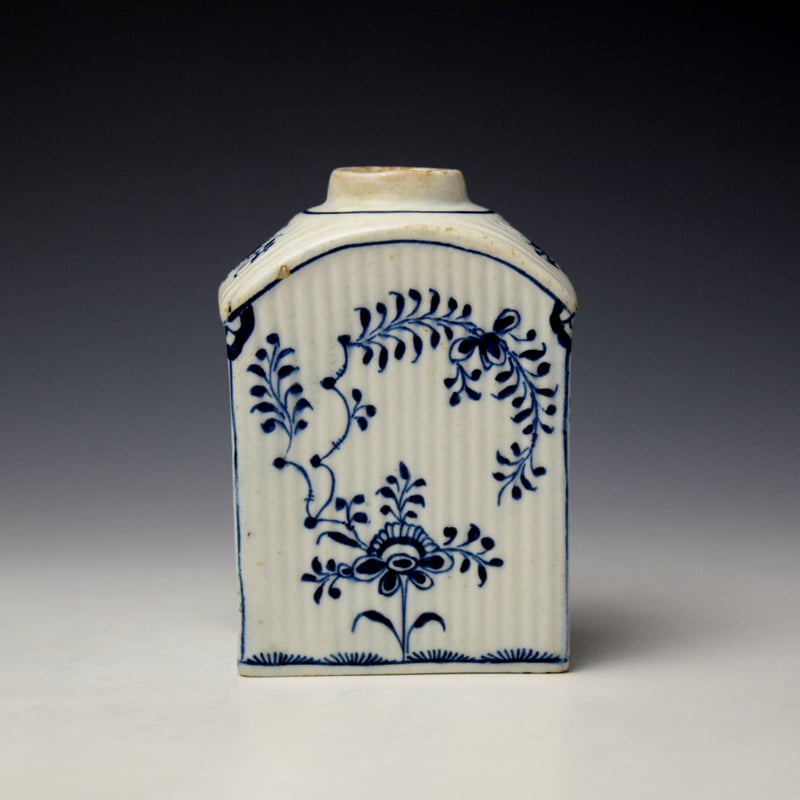 Immortelle Pattern Tea Canister c1770-75