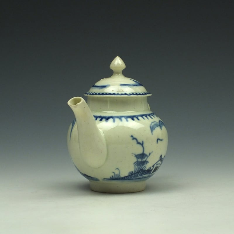 Liverpool John Pennington House Fence and Willow Pattern Toy Teapot c1775-85 (3)