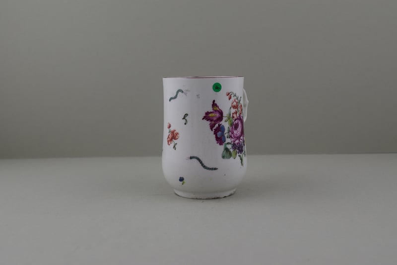 Longton Hall Trembly Rose Painter Mug, C1754. b