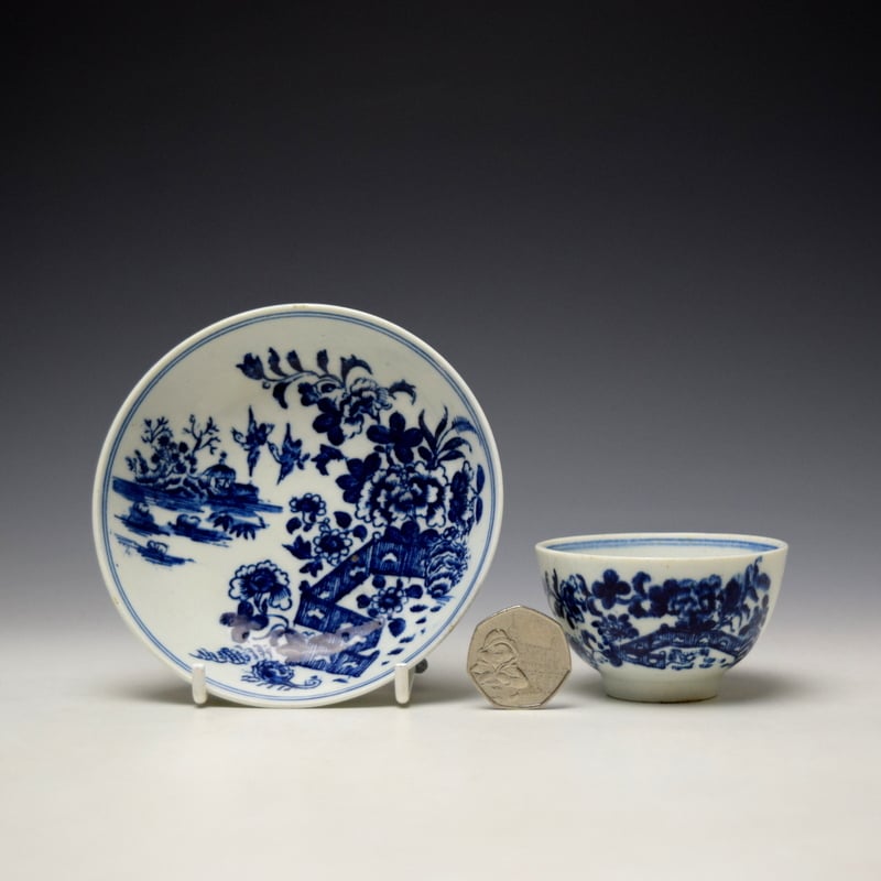 Lowestoft Fence Pattern Child Sized Teabowl and Saucer c1770-80 - Image 2