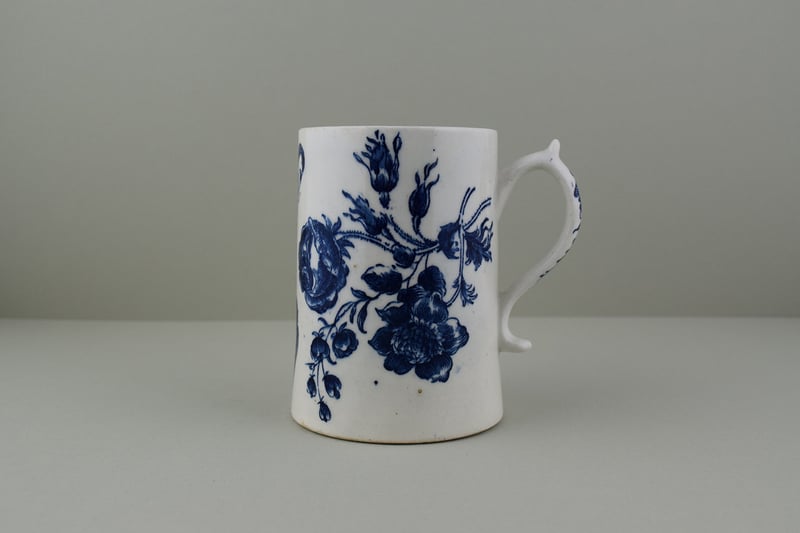 Natural Sprays Pattern Mug, C1770-80.
