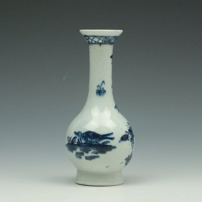 Lowestoft Peony and Bird Pattern Bottle Vase c1765-70 (3)