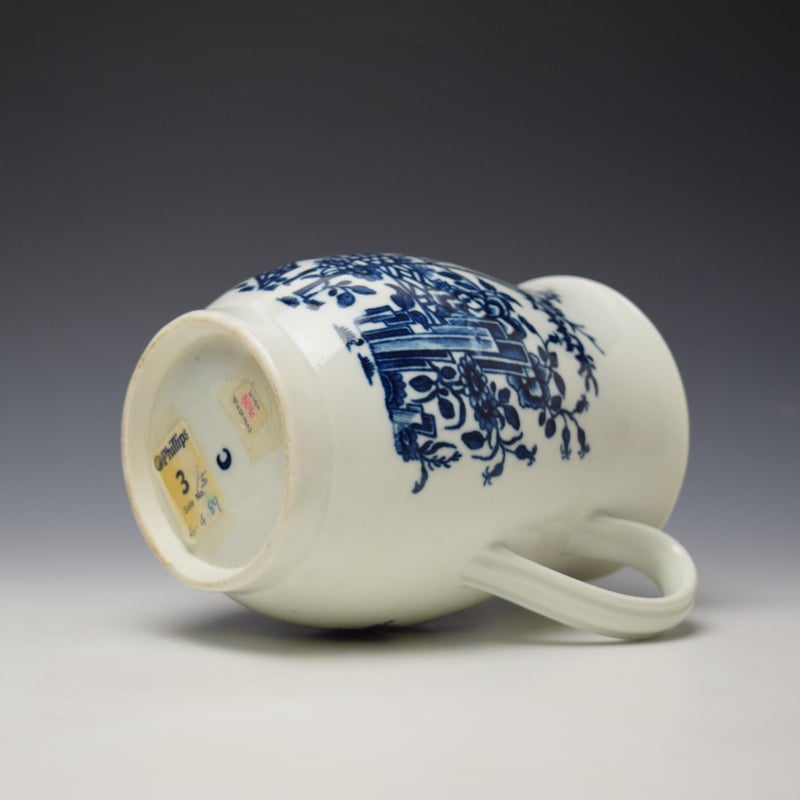 Worcester plantation pattern large bell shape mug c1760-70 (8)