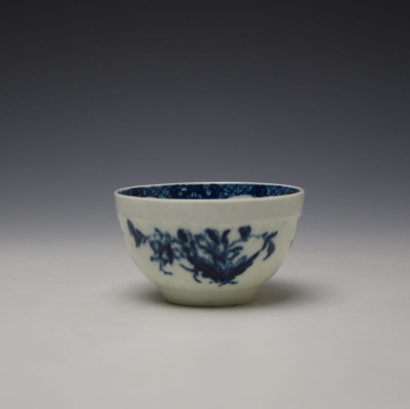 Rare Worcester Feather Mould Birds Pattern Teabowl and Saucer c1760-65 (3)