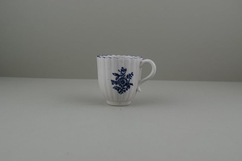 Rare Lowestoft Porcelain Fluted Flower Spays Pattern Trio, C1780 j