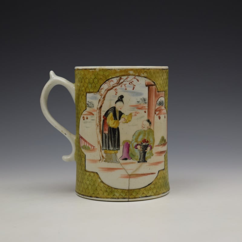 Lowestoft Green Scale Mandarin Pattern Mug c1785-95 (4)