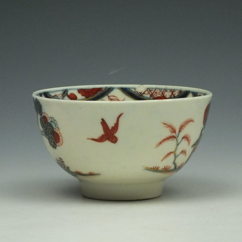 Worcester Rare Imari Pattern Teabowl and Saucer c1770-80 (3)