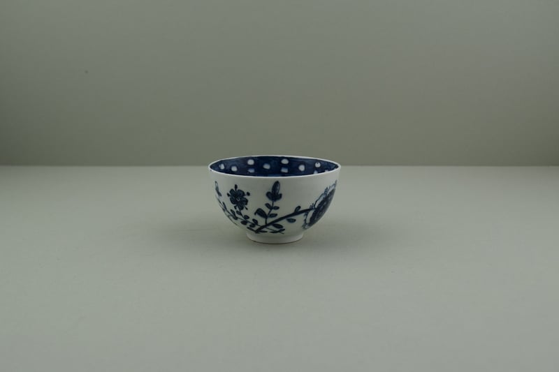 lowestoft-porcelain-rare-sunflower-pattern-trio-c1768-70-l
