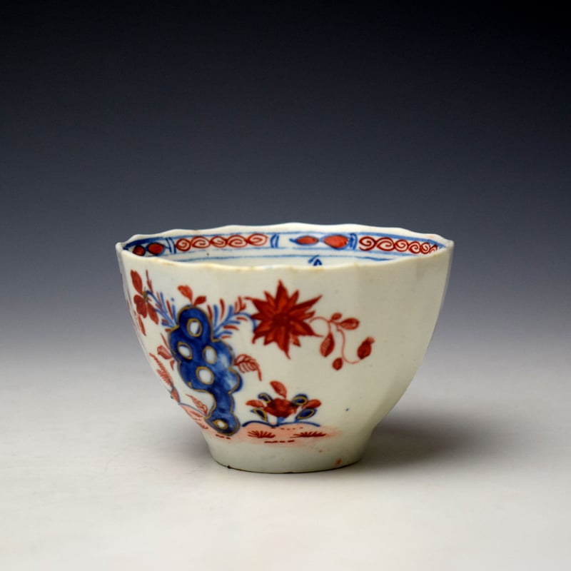 Lowestoft Two Birds Pattern Fluted Teabowl and Saucer c1785-90 (5)