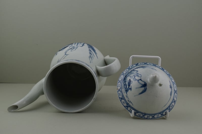 richard-chaffers-bare-tree-and-hut-pattern-coffee-pot-and-cover-j