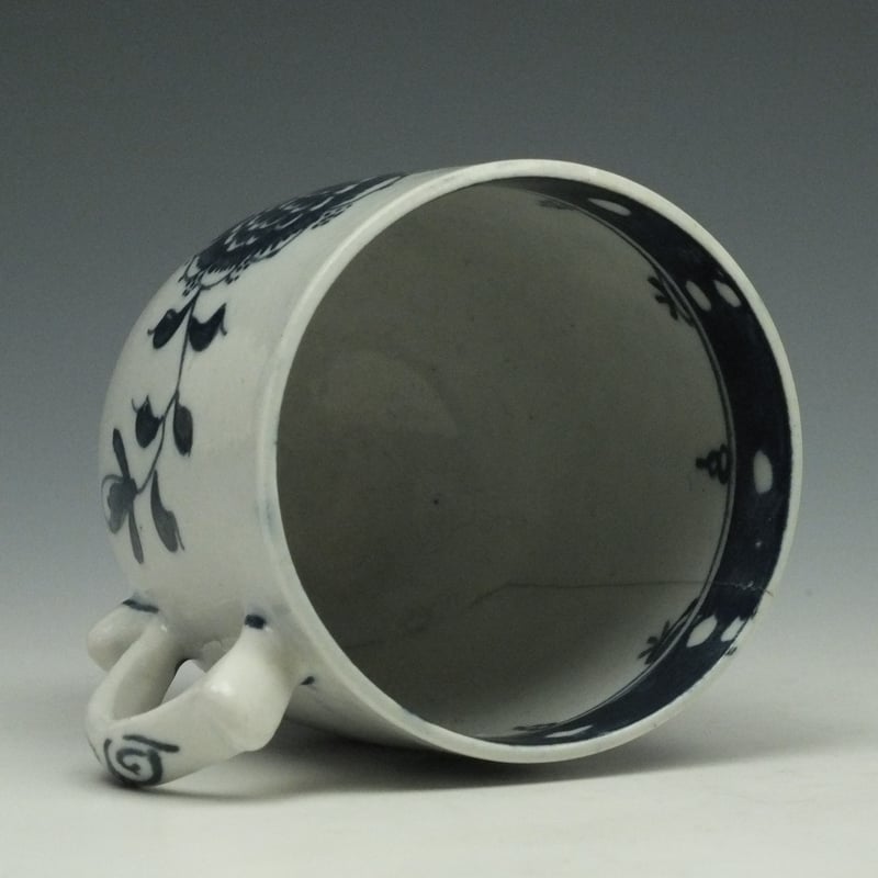 Lowestoft Sunflower Pattern Coffee Cup c1764-65 (6)
