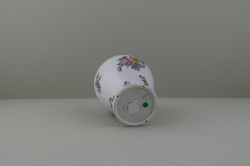 Vauxhall Porcelain Transfer printed and Hand Colloured Vase ex Billie Pain Collection. g