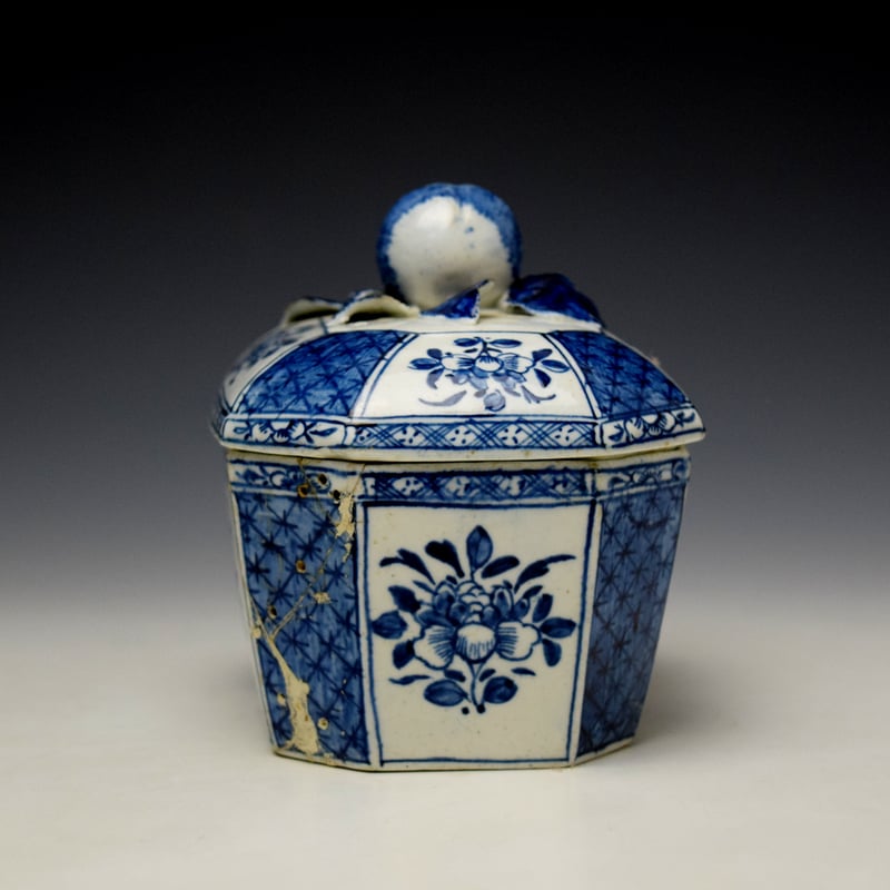 Derby Floral Pattern Butter Tub and Cover c1758-60 (3)