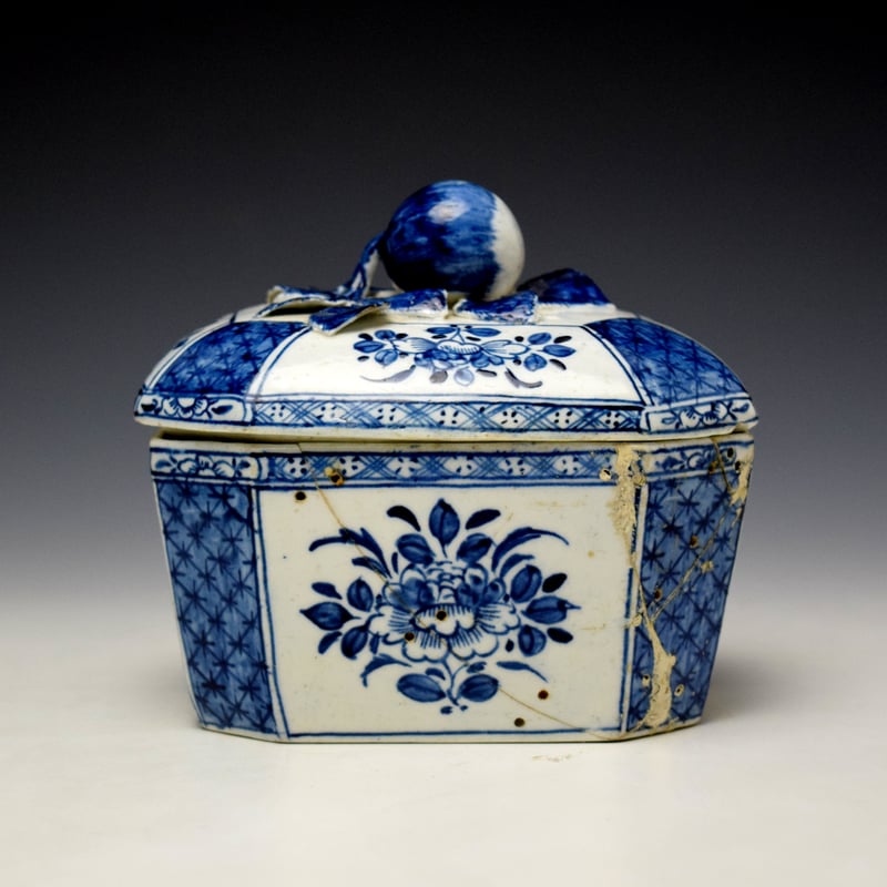 Derby Floral Pattern Butter Tub and Cover c1758-60 (5)
