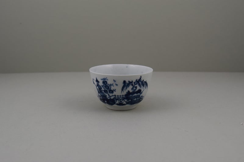Lowestoft Porcelain Very Rare Windy Day Pattern Teabowl and Saucer, C1760 (2)