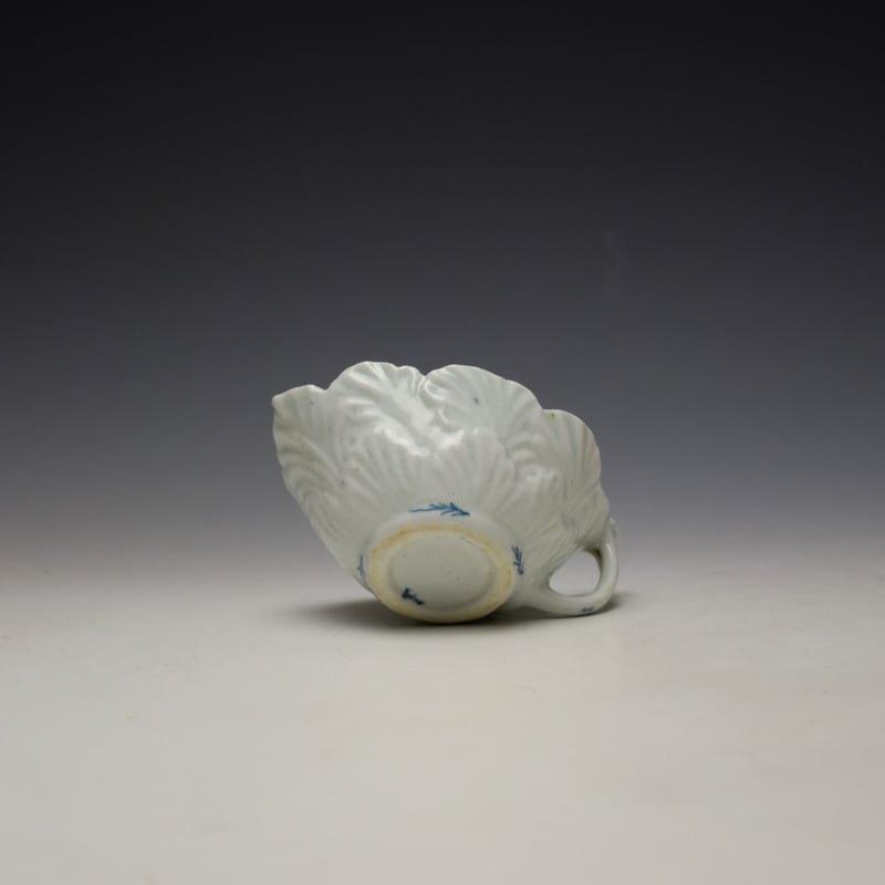 Lowestoft Geranium Moulded Floral Pattern Butterboat c1765 (7)