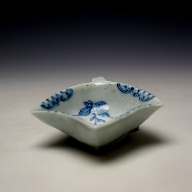 Lunds Bristol Floral Pattern Vine Leaf Pickle Dish c1750 (6)