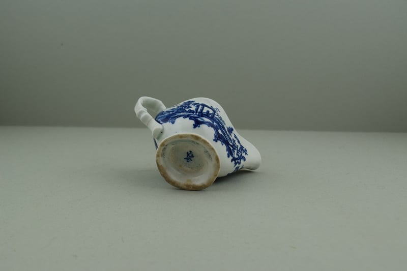 worcester-porcelain-first-period-obelisk-and-fisherman-pattern-creamboat-c1780-85-i