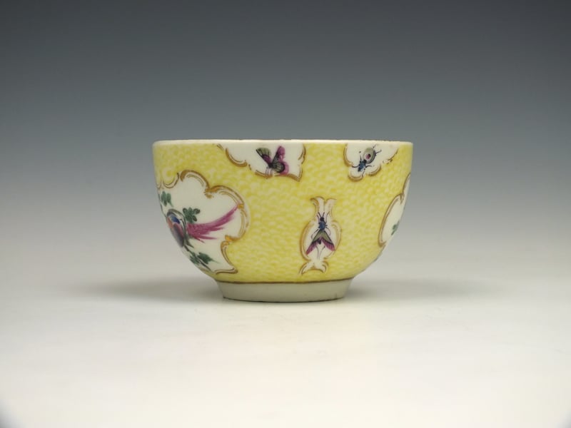 First period Worcester yellow ground tea cup and saucer (3)