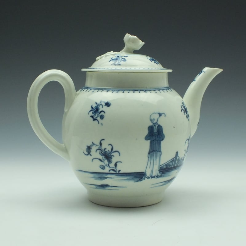 Worcester Porcelain Waiting Chinaman Pattern Teapot, Cover and Stand c1770 (Ex Zorensky Collection) (6)