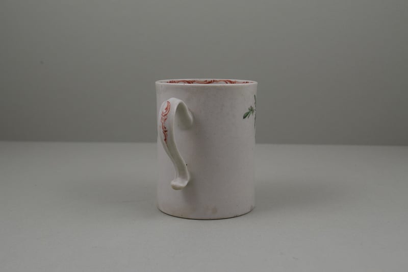 Liverpool Porcelain William Reid Exotic Bird Bird Pattern Mug, C1756-58 (5)