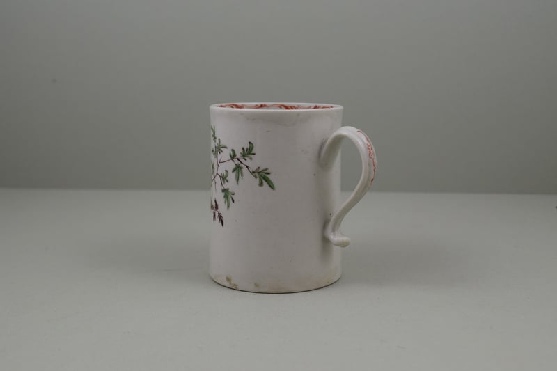 Liverpool Porcelain William Reid Exotic Bird Bird Pattern Mug, C1756-58 (7)