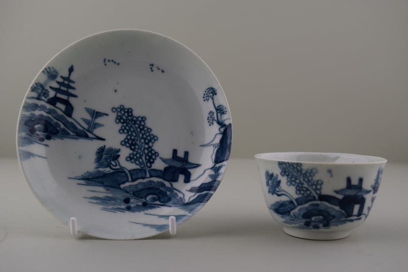 William Reid Pagoda on a Hill Pattern Teabowl and Saucer, C1755-60. (RARE)