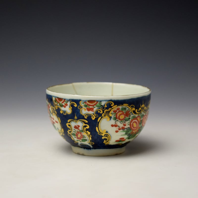 Worcester Blue Scale Queens Pattern Teacup and Saucer c1770 (3)