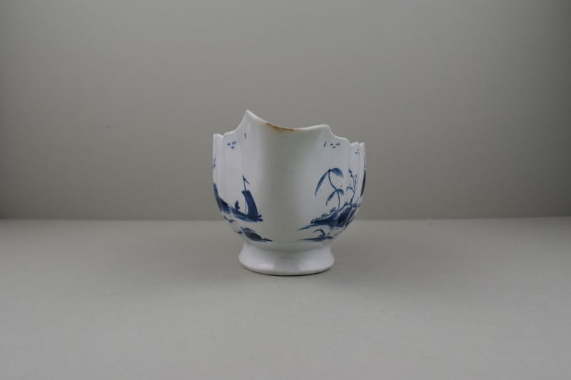 Worcester Porcelain First Period Fringed Tree Pattern Sauceboat (3)