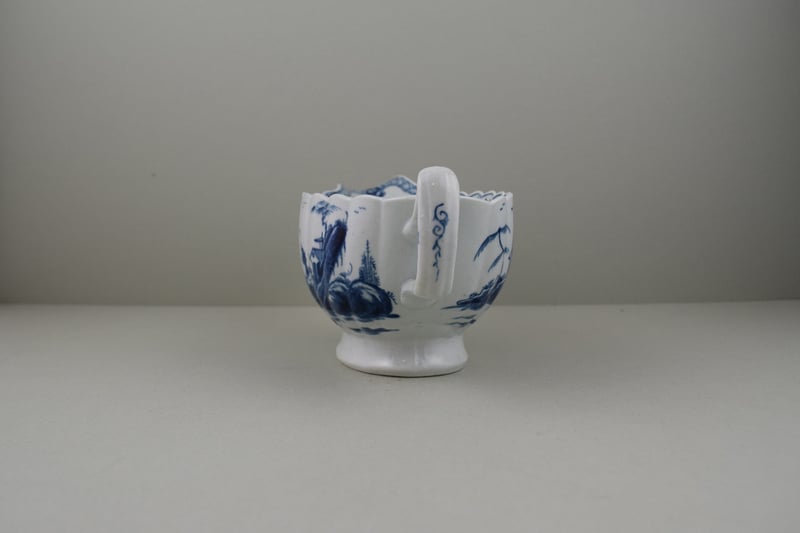 Worcester Porcelain First Period Fringed Tree Pattern Sauceboat (7)