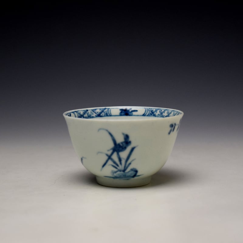 Worcester Warbler Pattern Teabowl and Saucer c1754-60 (2)